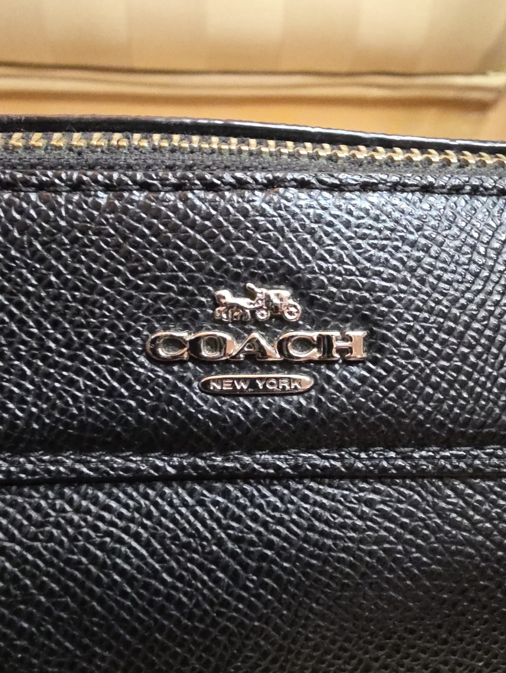 COACH BENNET BLACK LEATHER CROSSBODY,HANDBAG,PURSE,LIKE  NEW CONDITION - Picture 4 of 13